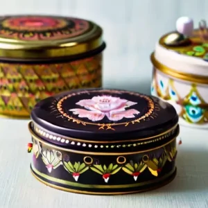 Что можно сделать из старых жестяных банок от чая: красивые шкатулки для мелочей