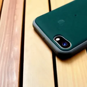 Чехлы от смартфонов: силиконовые, полиуретановые и пластиковые бамперы в домашнем мусоре
